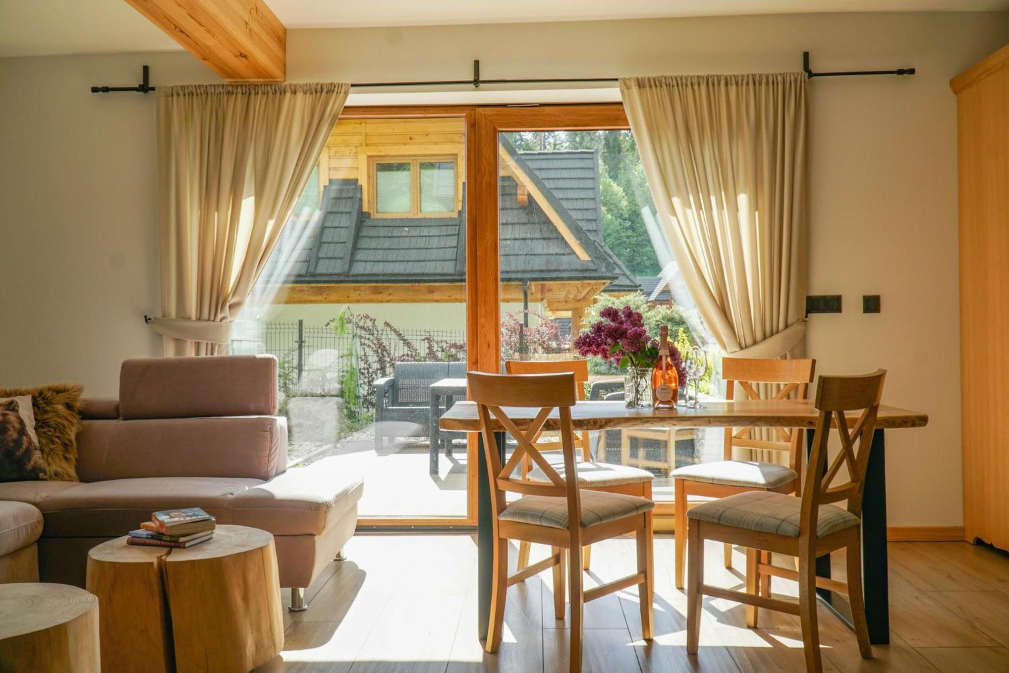 Hostal Babcia Góralka house Bukowina Tatrzańska Exterior foto